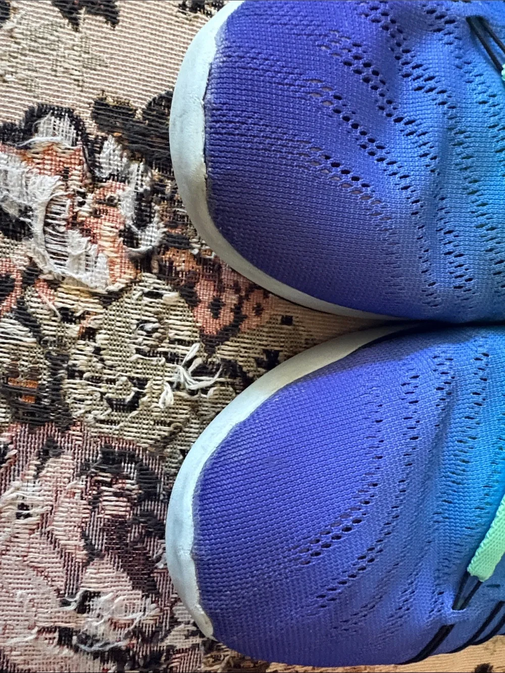 Nike Blue and Teal Gradient Running Sneakers women’s size 7